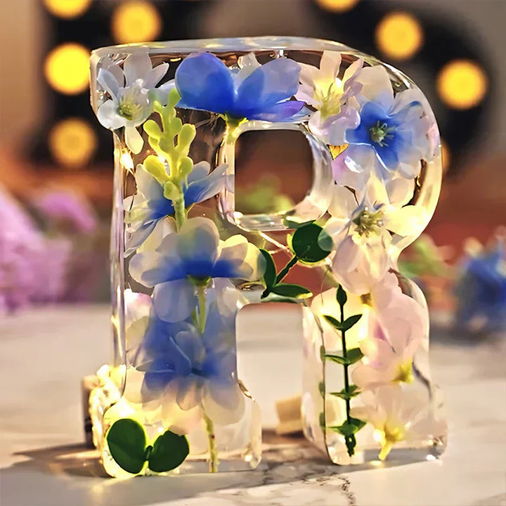 Harp candle lamp with dried flowers and personal letter | Decorative LED night light