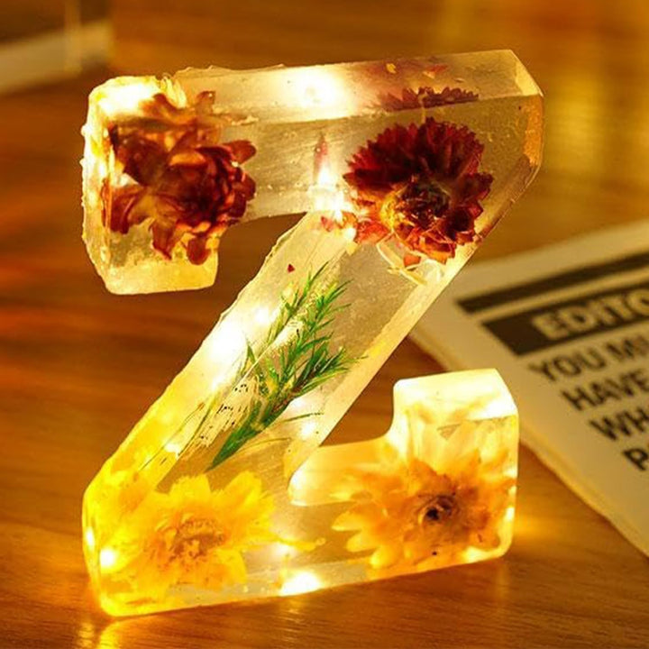 Harp candle lamp with dried flowers and personal letter | Decorative LED night light