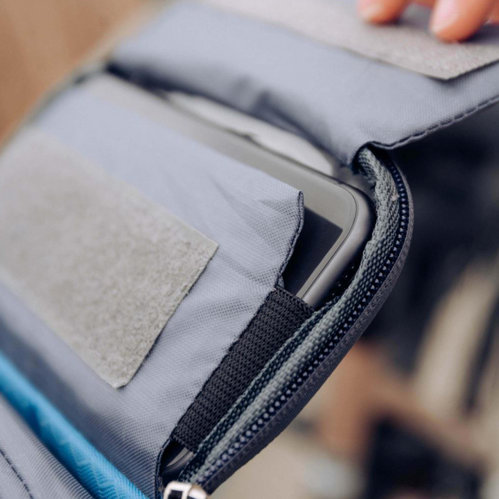 Multifunctional splash-proof bike bag with touchscreen | Fits all bikes