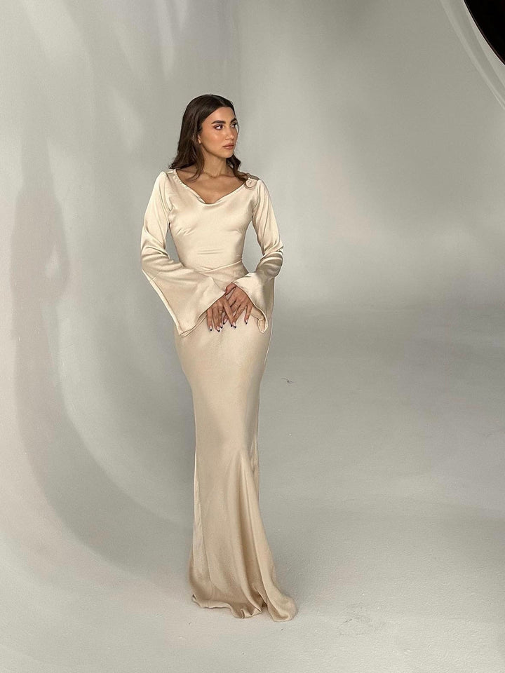 Long-sleeve maxi dress – Effortless elegance for every occasion
