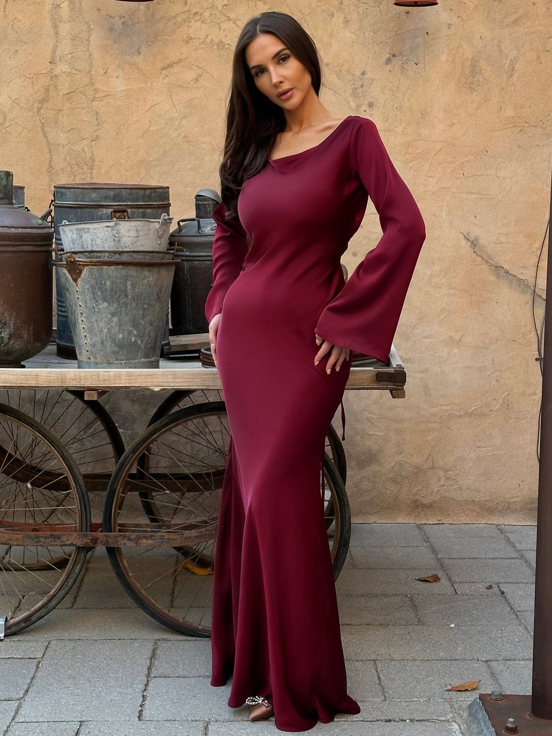 Long-sleeve maxi dress – Effortless elegance for every occasion