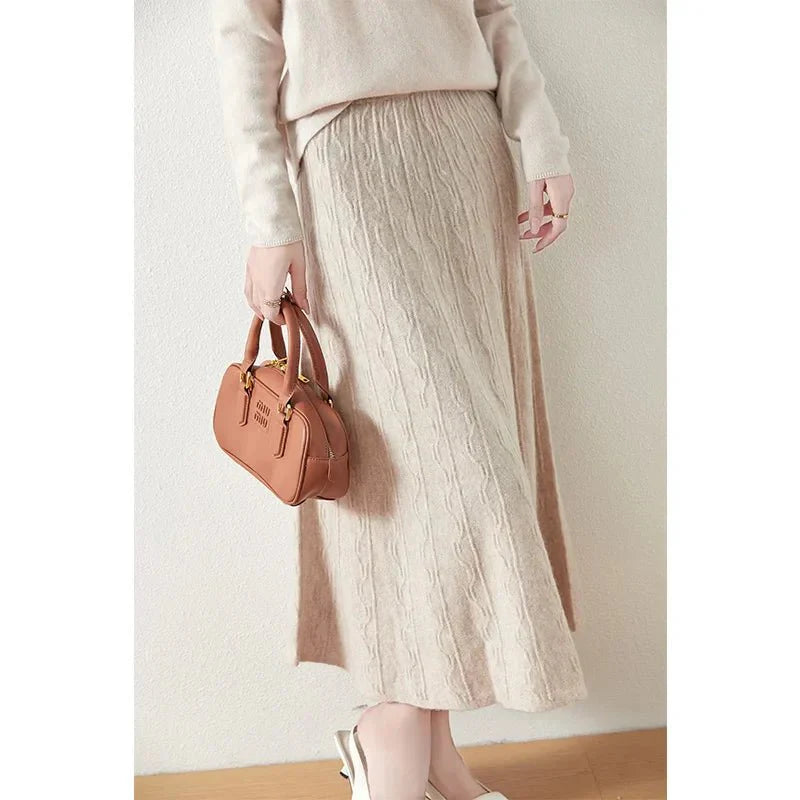 Merino Wool A-Line Midi Skirt – Soft, Warm & Elegant Knit Design