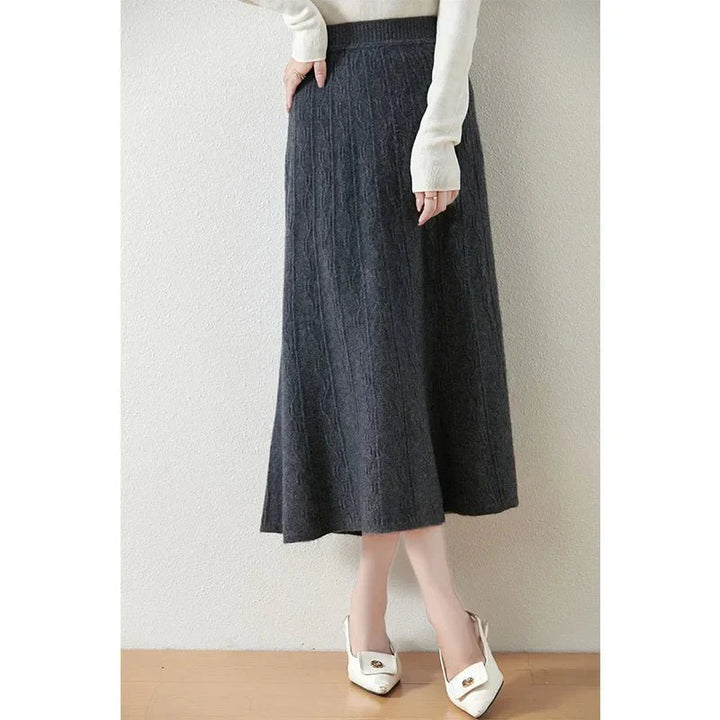 Merino Wool A-Line Midi Skirt – Soft, Warm & Elegant Knit Design