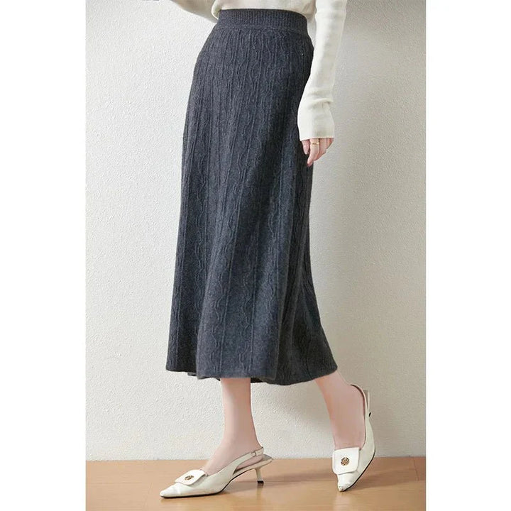 Merino Wool A-Line Midi Skirt – Soft, Warm & Elegant Knit Design