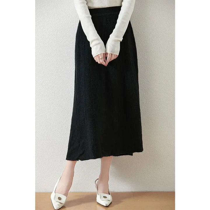 Merino Wool A-Line Midi Skirt – Soft, Warm & Elegant Knit Design