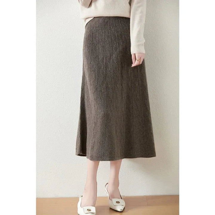 Merino Wool A-Line Midi Skirt – Soft, Warm & Elegant Knit Design