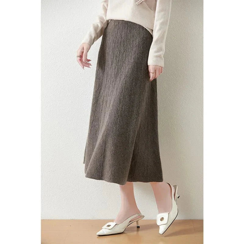 Merino Wool A-Line Midi Skirt – Soft, Warm & Elegant Knit Design