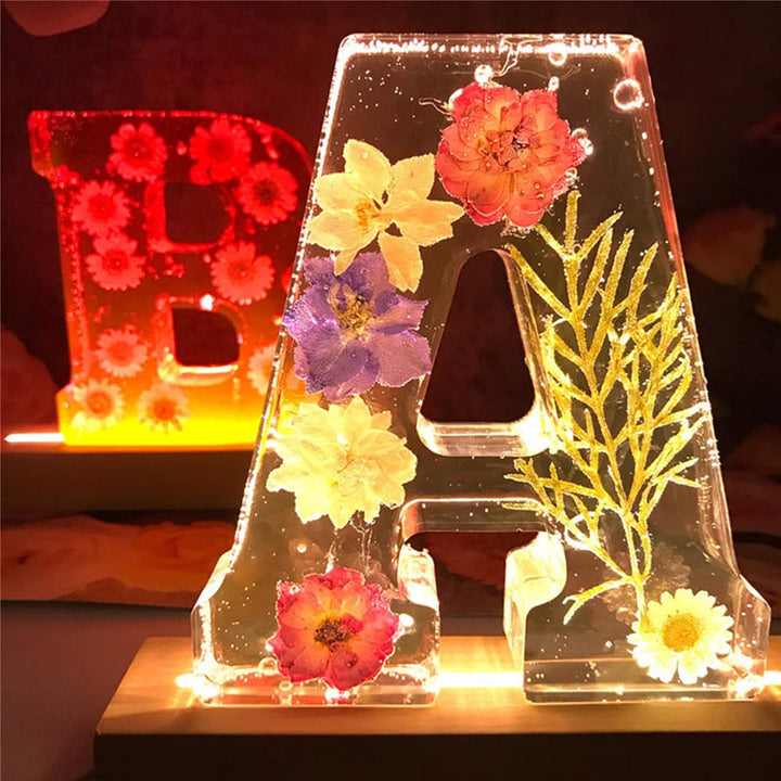 Harp candle lamp with dried flowers and personal letter | Decorative LED night light