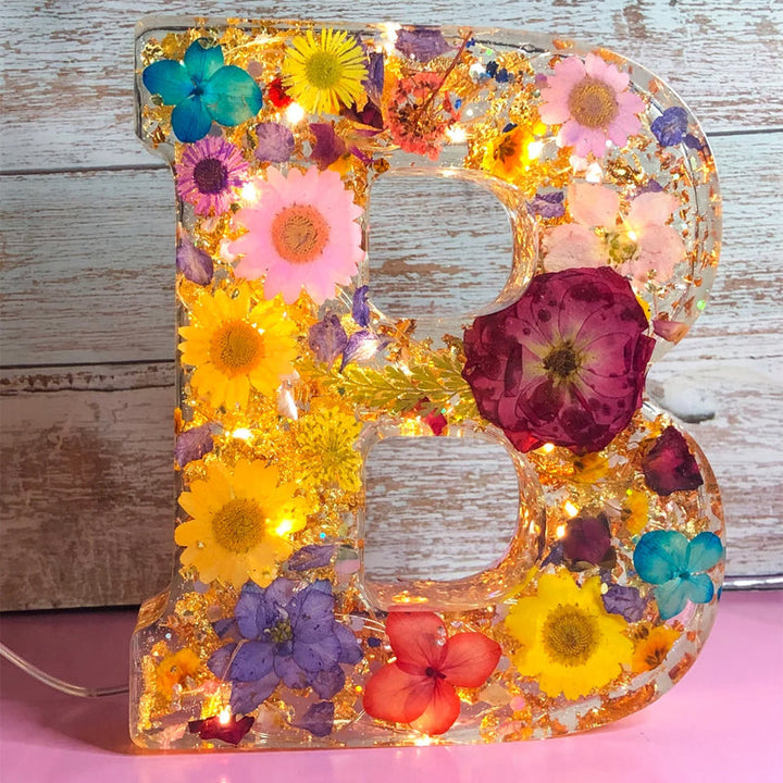 Harp candle lamp with dried flowers and personal letter | Decorative LED night light