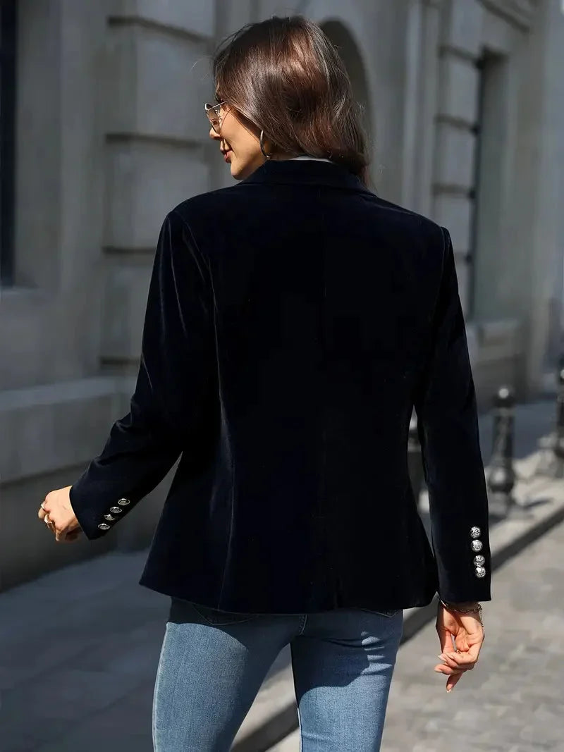 Holly - Women's fitted velvet blazer with modern decorative buttons