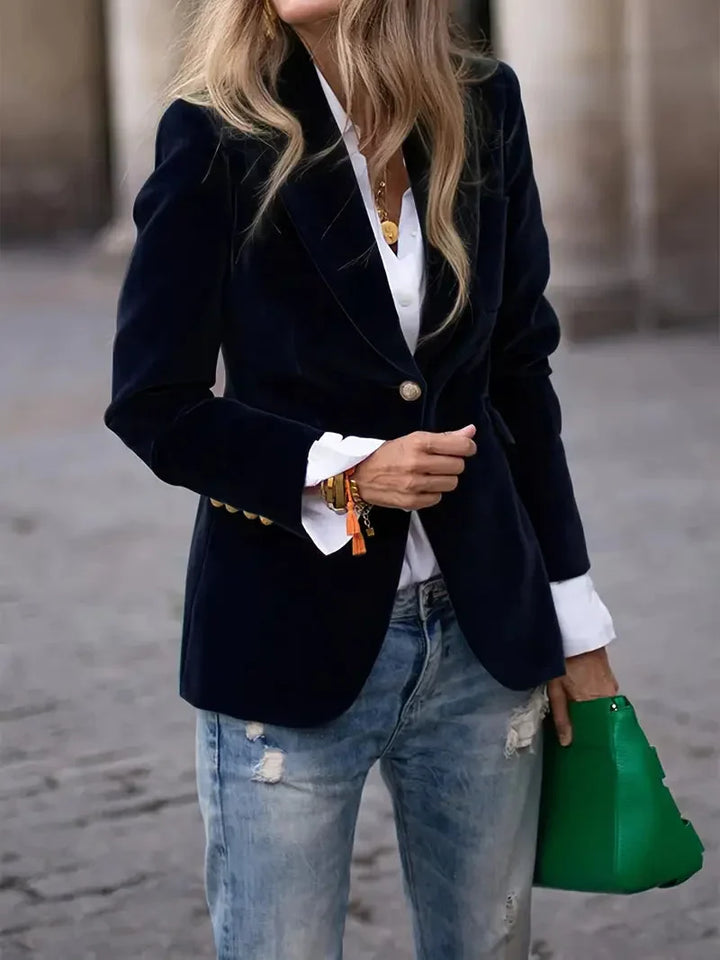 Holly - Women's fitted velvet blazer with modern decorative buttons