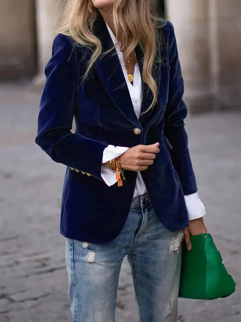 Holly - Women's fitted velvet blazer with modern decorative buttons