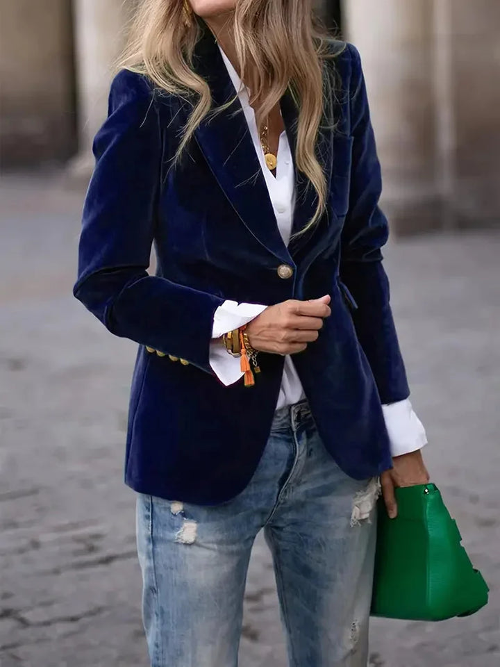 Holly - Women's fitted velvet blazer with modern decorative buttons