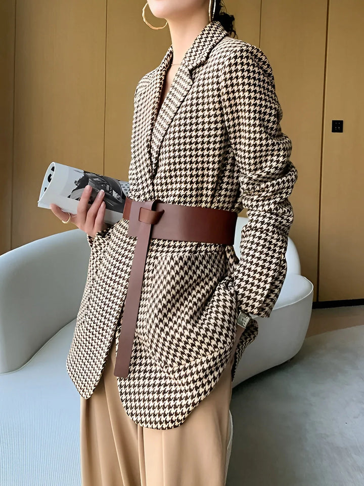 Women's houndstooth blazer with belt and vent