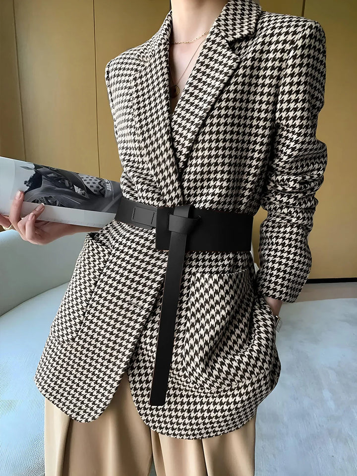 Women's houndstooth blazer with belt and vent