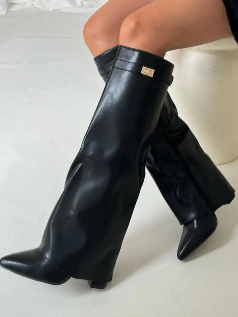 Francesca - Women's suede boots with metallic details