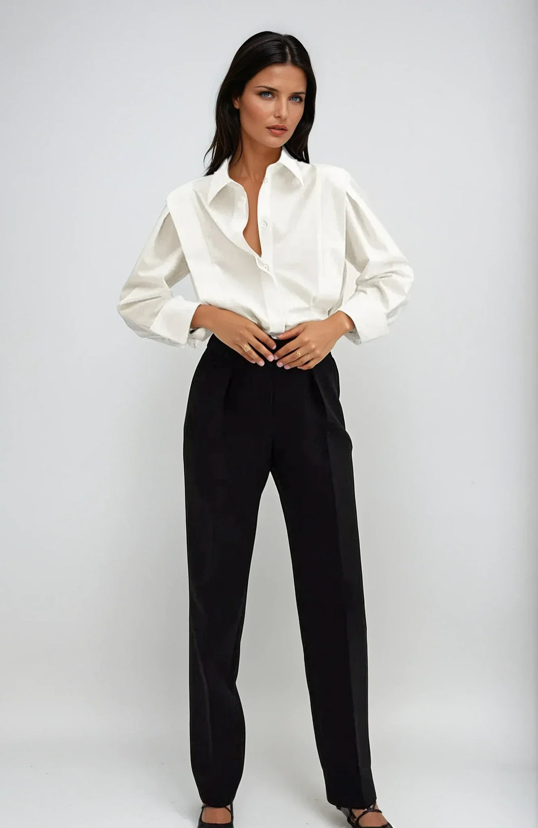 Jane - Women's boxy shirt with multiple buttons, available in various colours