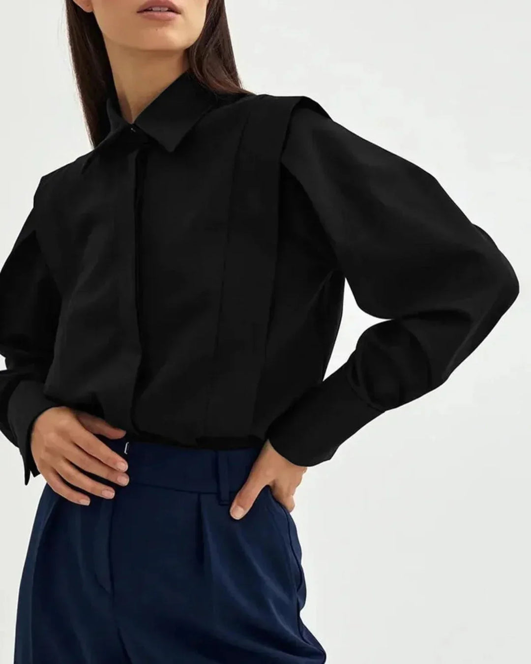 Jane - Women's boxy shirt with multiple buttons, available in various colours