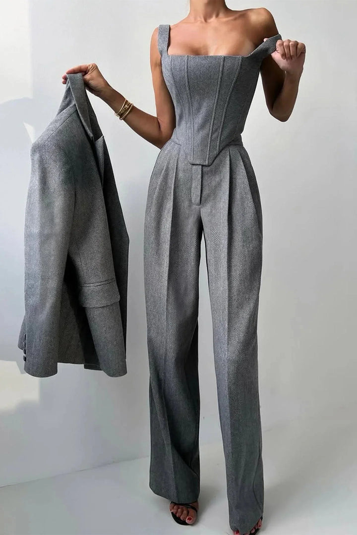 Helena - Women's three-piece fitted outfit with fitted top