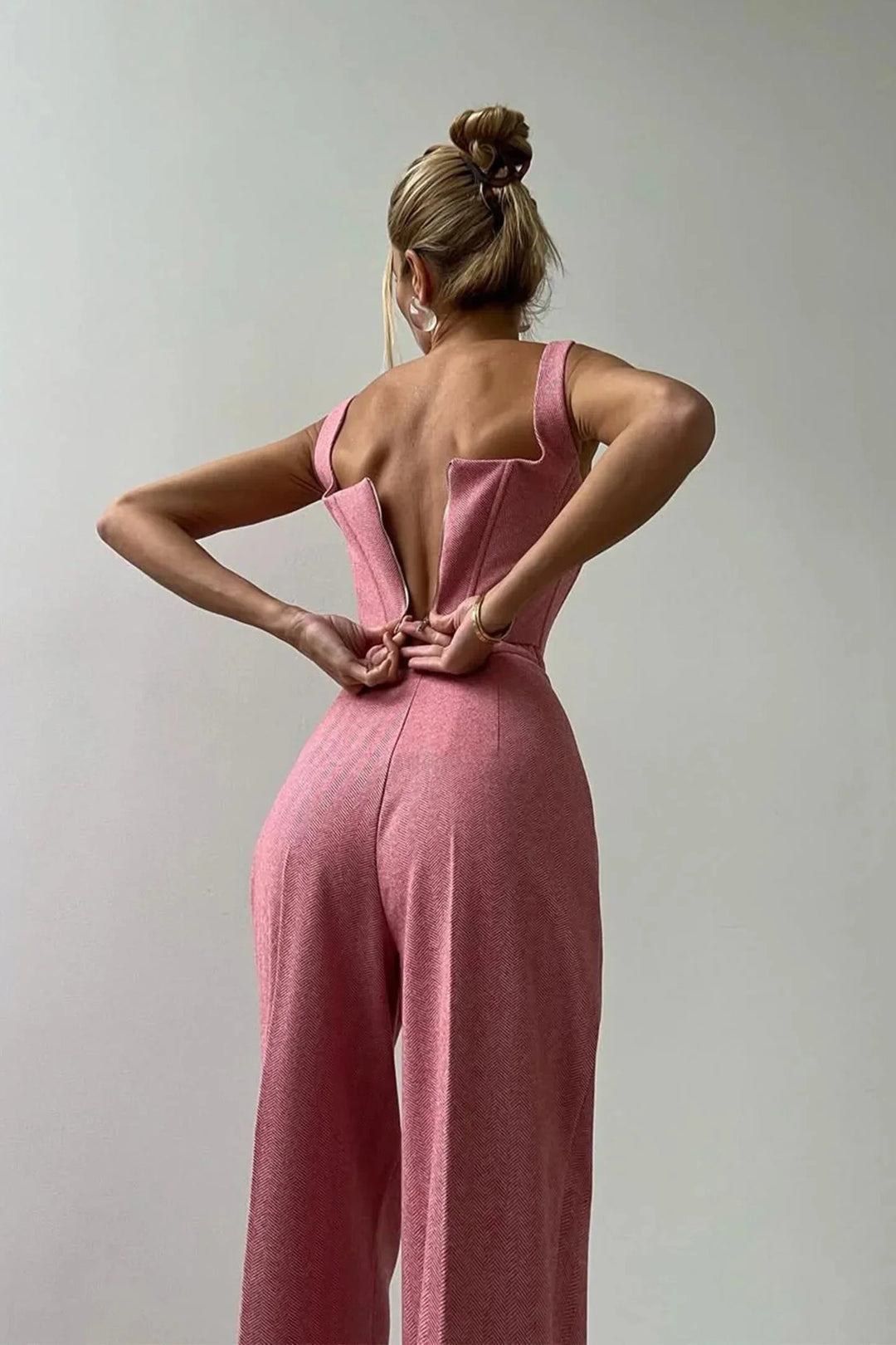 Helena - Women's three-piece fitted outfit with fitted top