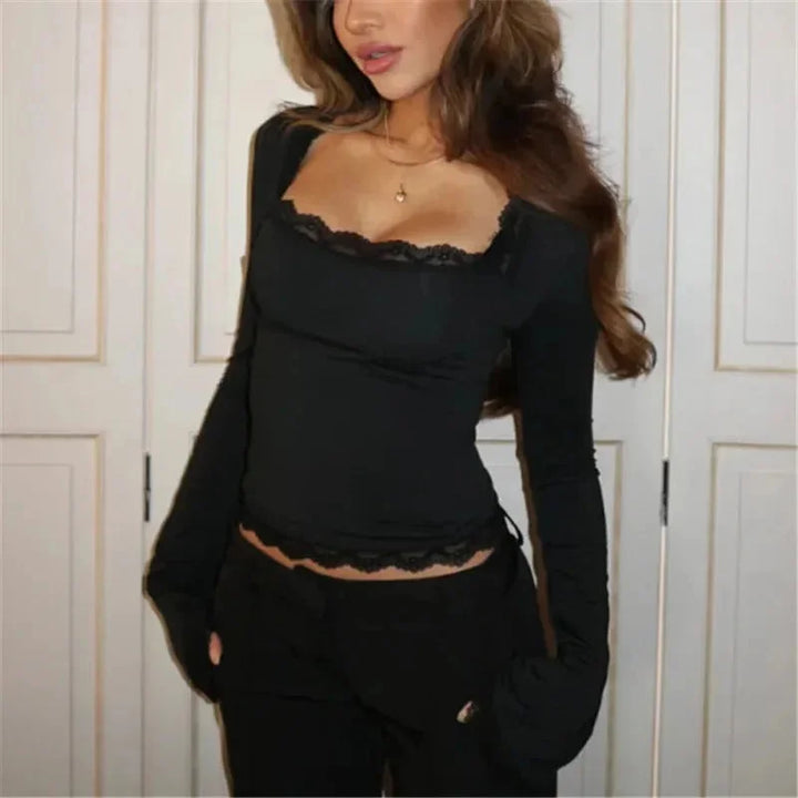 Mariana - Women's long-sleeved top with elegant lace