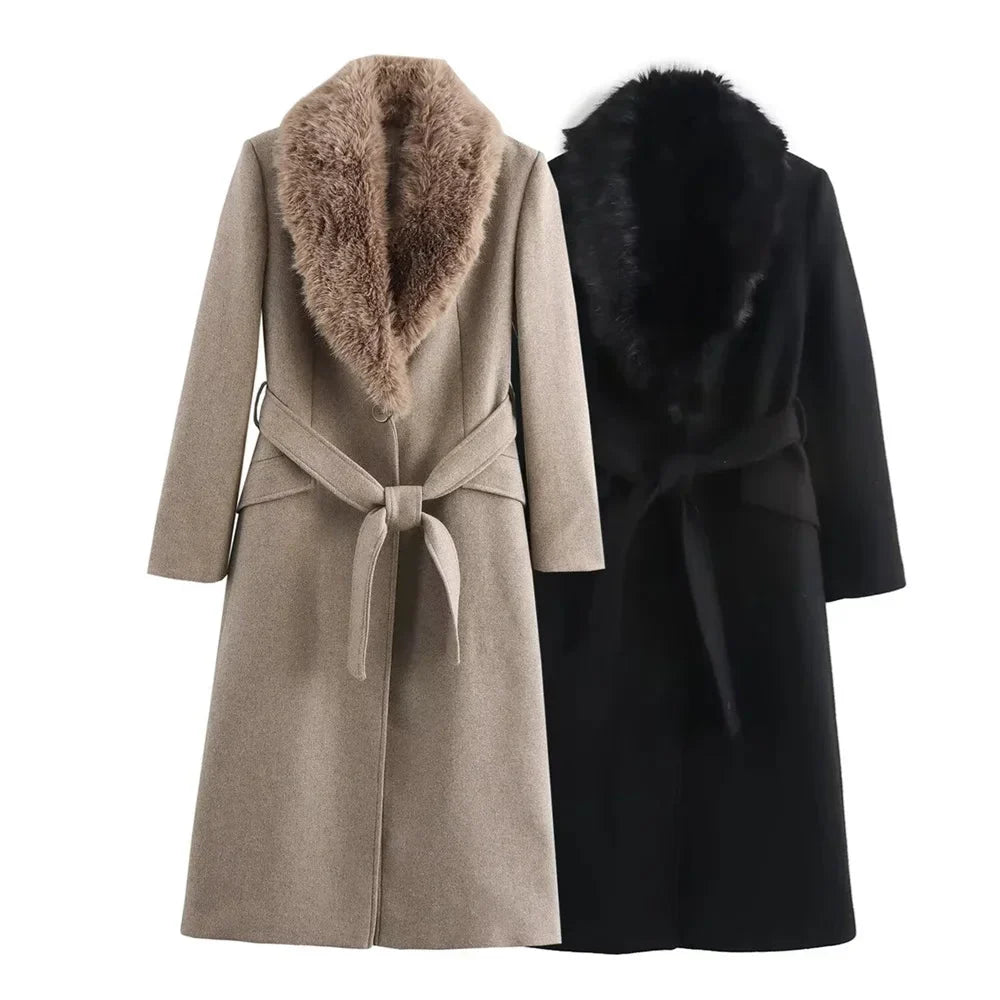 Yara - Women's coat with faux fur collar and belt