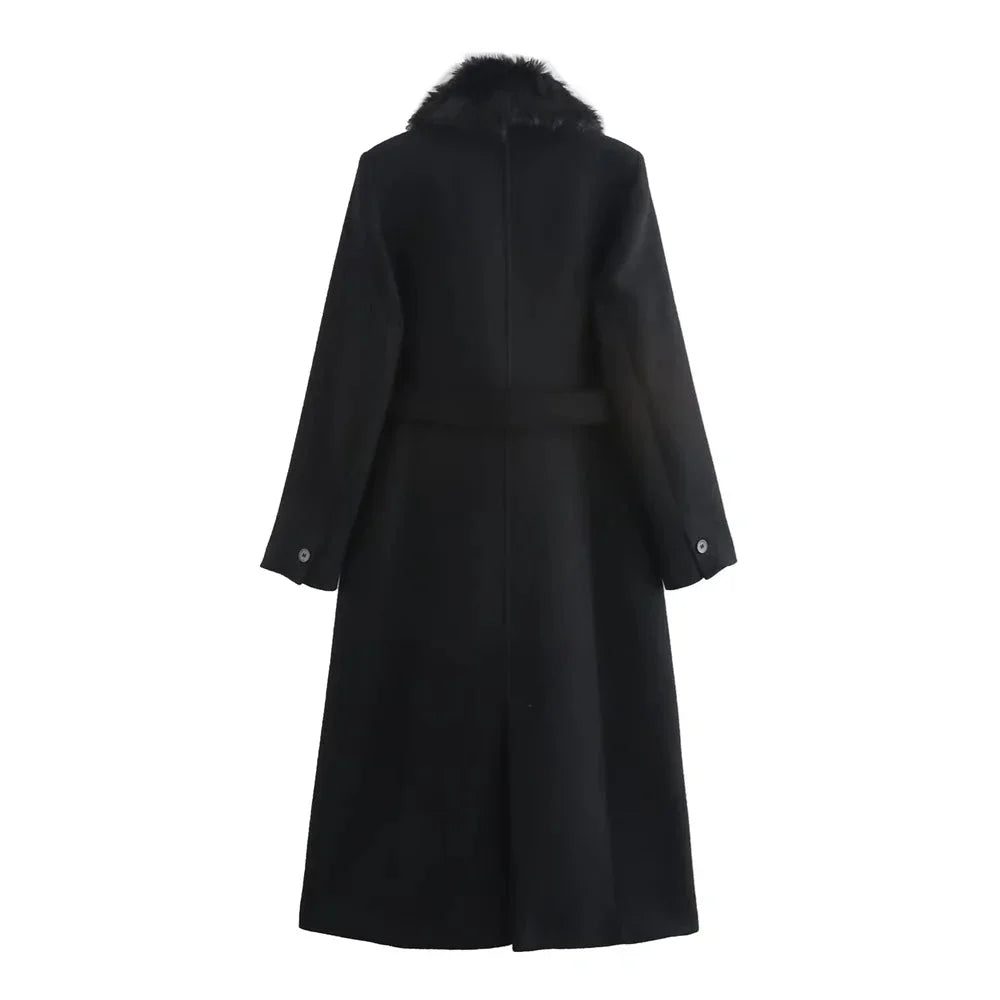 Yara - Women's coat with faux fur collar and belt