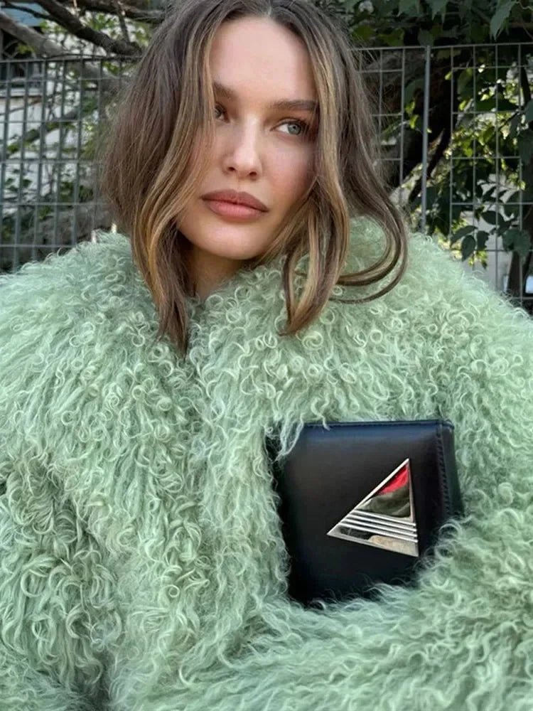 Katherine - Trendy fluffy faux fur women's coat