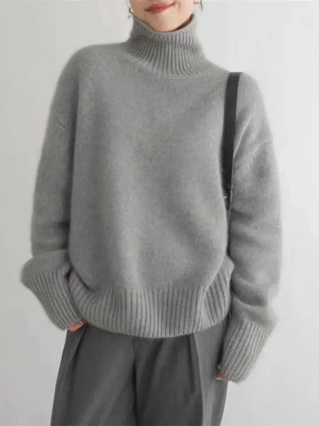 Lauren - Women's soft and comfortable turtleneck sweater