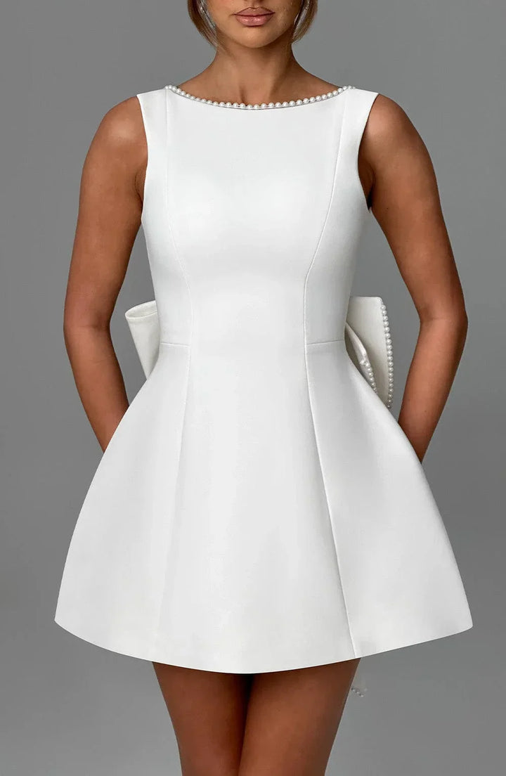 Georgia - Women's short dress with decorative bow at the back