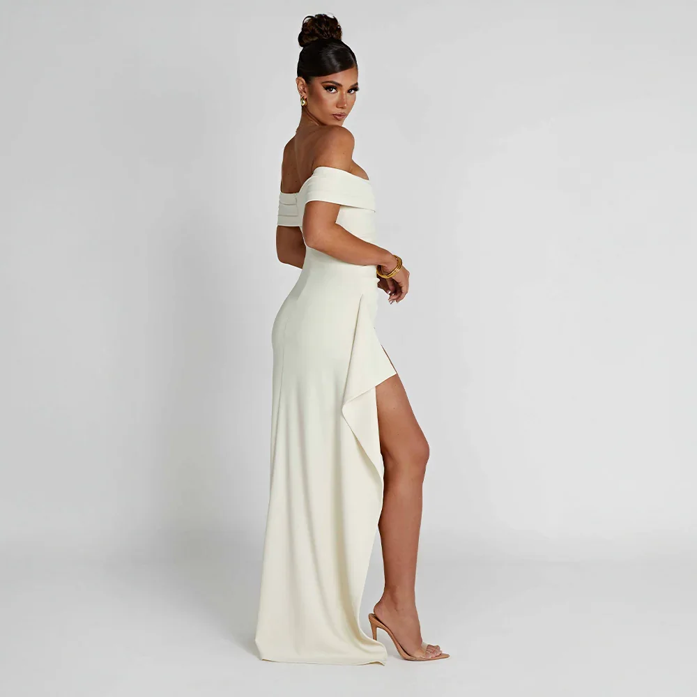 Jade - Women's long dress with bare shoulders and slit