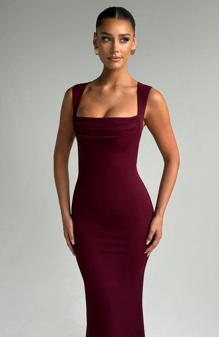 Livia - Elegant sleeveless burgundy maxi dress for women