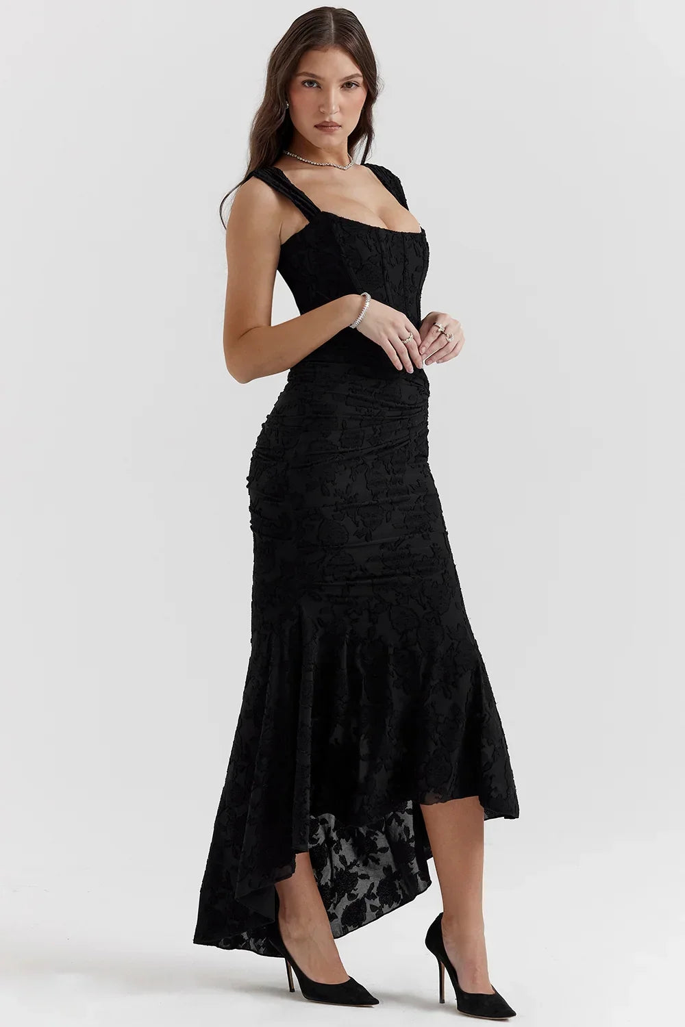 Aaliyah - Women's midi dress with floral pattern and wide straps