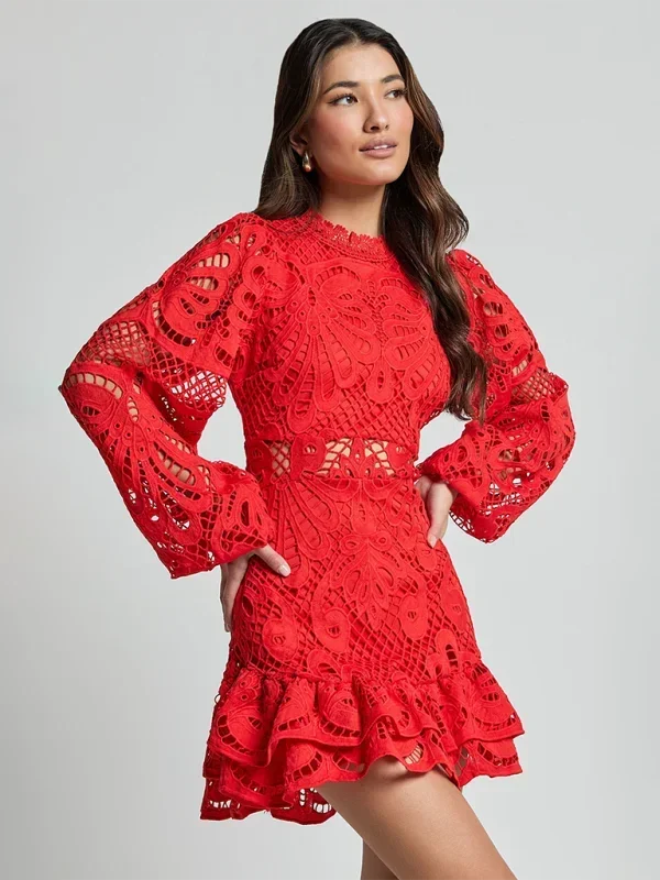 Maeve - Elegant short lace dress for women with long sleeves for evening
