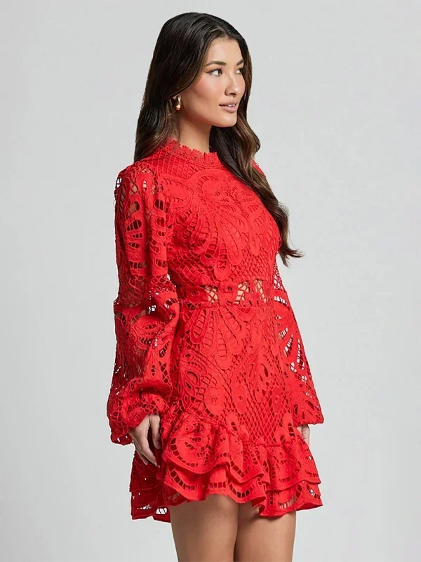 Maeve - Elegant short lace dress for women with long sleeves for evening