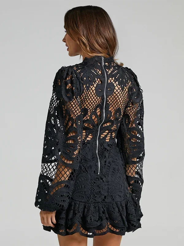 Maeve - Elegant short lace dress for women with long sleeves for evening