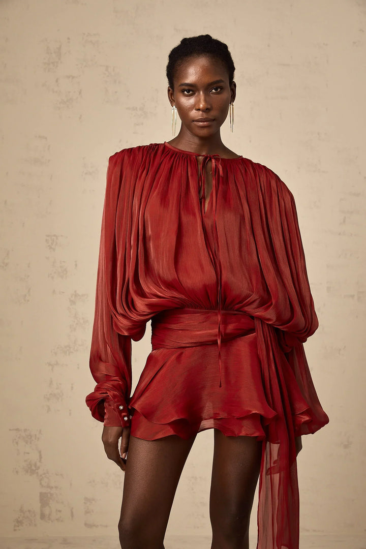 Deborah - Short flowing dress with long sleeves and a tied belt