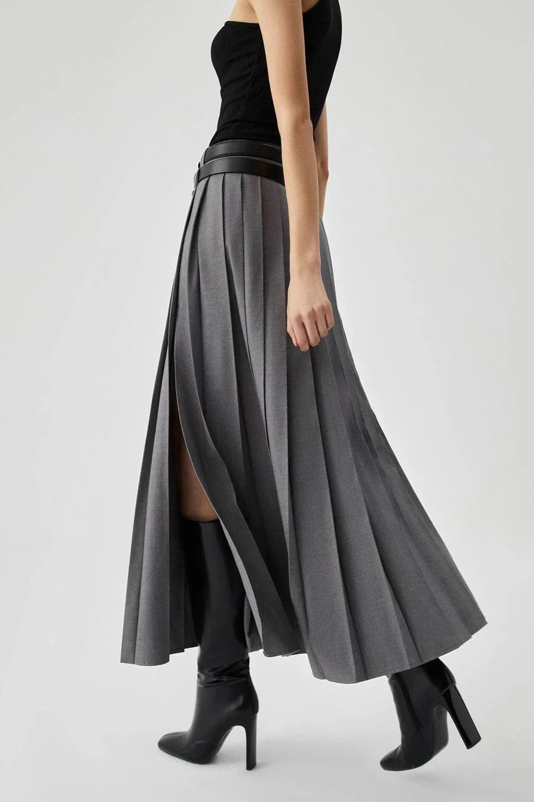 Caitlyn - Pleated Split Maxi Skirt