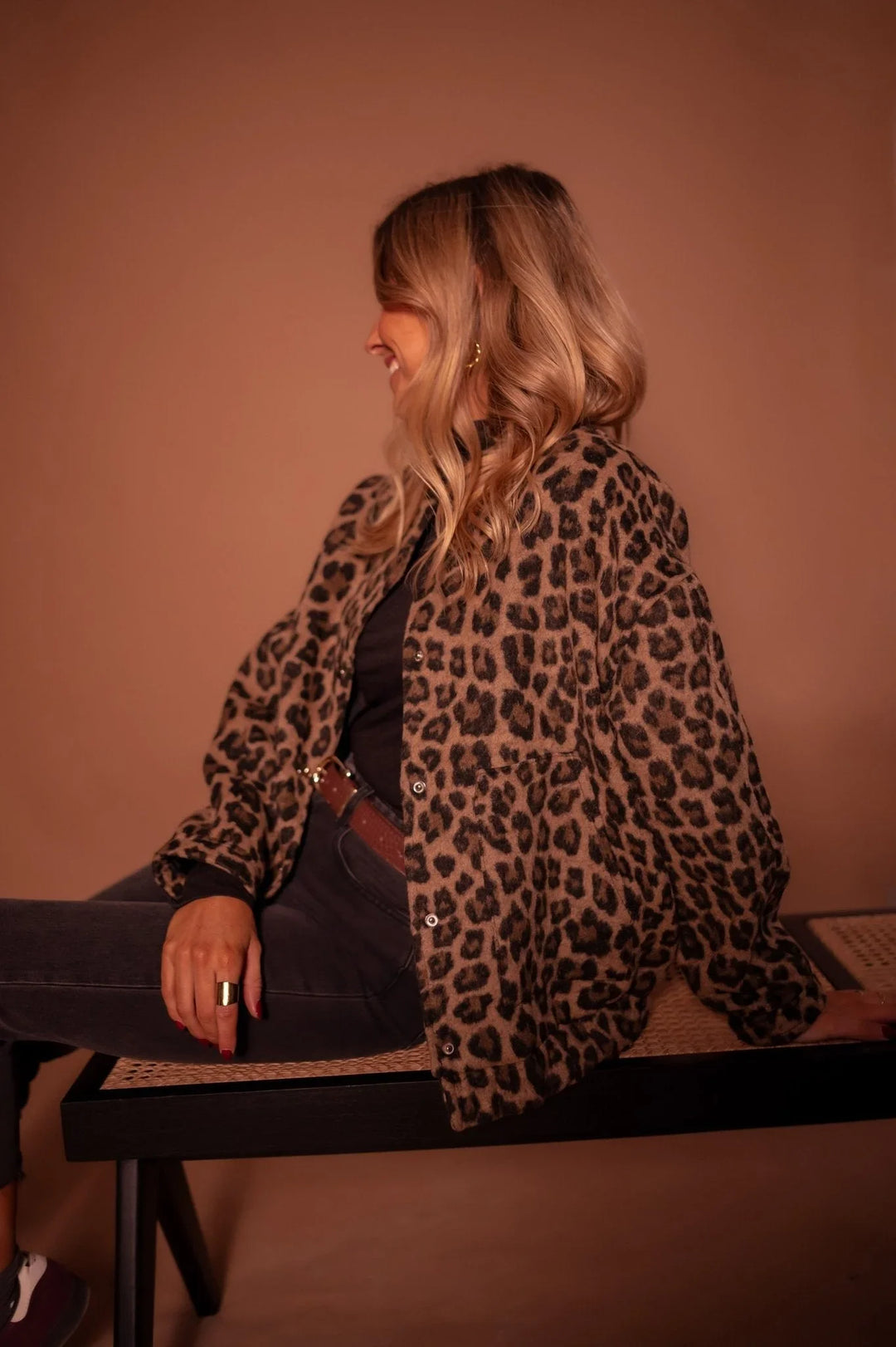 Edith - Women's leopard print jacket with snap buttons