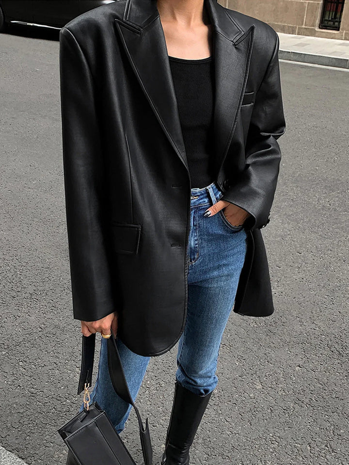 Rebecca - Women's oversized faux leather jacket with collar