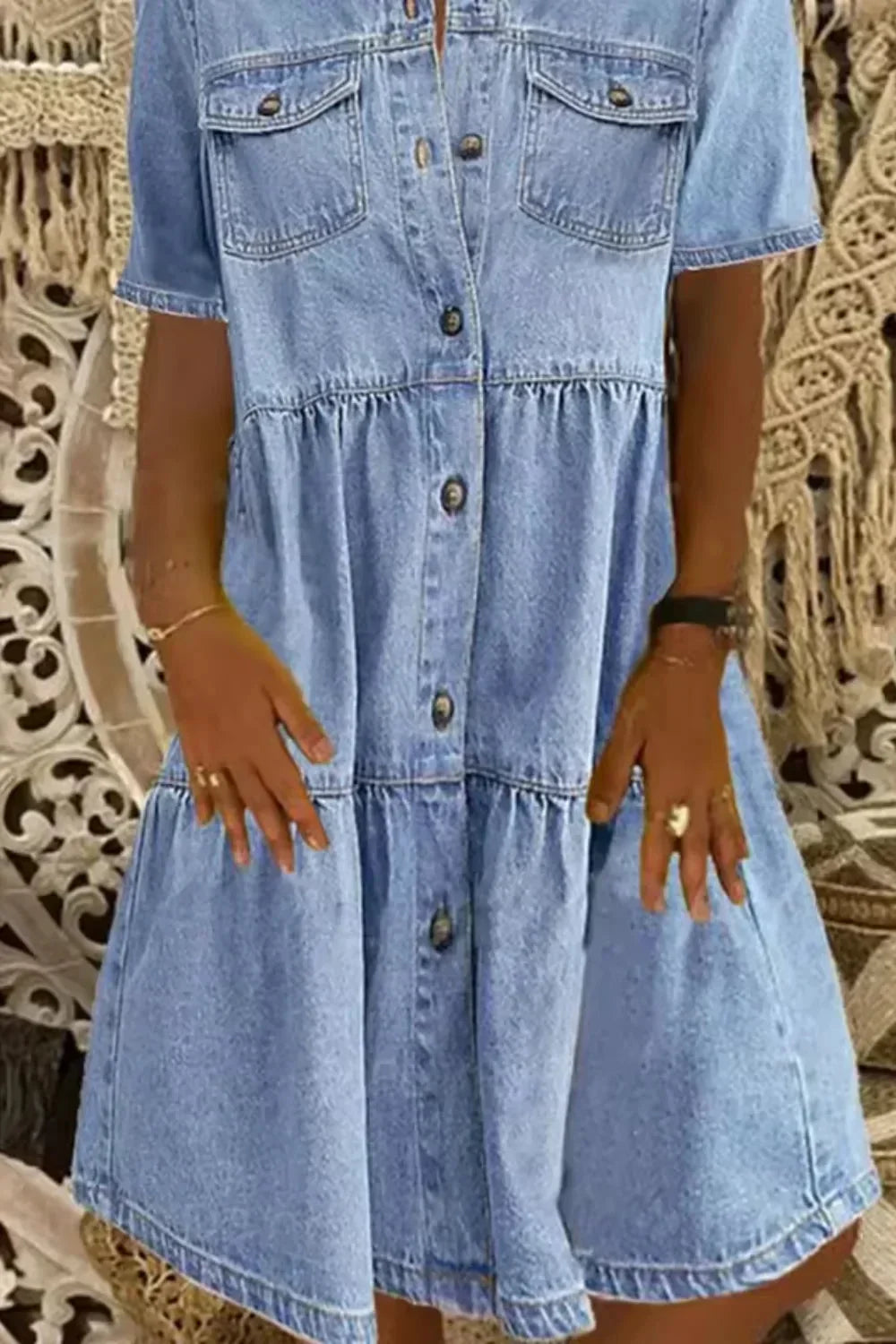 Women's short sleeve button-up denim dress with pockets