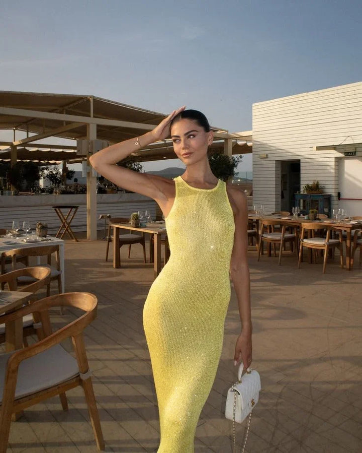 Women's sleeveless shimmering fitted maxi dress